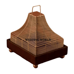 Bandeja de chocolate cuadrada de metal con acabado dorado, plato de chocolate de diseñador hecho a mano, tamaño personalizado, nueva bandeja de chocolate de diseñador - Product Image 6