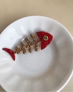 Collar de Cuentas de Resina con Dije de Pez Chapado en Oro para Mujer, Joyería para Bodas, Fiestas y Compromisos, Venta al por Mayor - Product Image 4