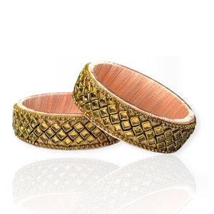 Ensemble de bracelets en perles de fil de qualité supérieure plaqués or pêche époustouflant, tendance, à porter pour les fêtes, bracelets empilables à la mode à prix de gros - Product Image 2