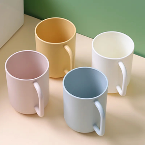 Hot New Custom Color Cylinder Shape 500ml 56g PP Plastic Water Cups Tooth Cup para Cafe Milk Tea Fabricado por Pavico Vietnam - Product Image 5