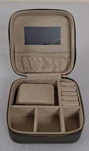 Boîte à bijoux de couleur olive sur mesure - Product Image 4