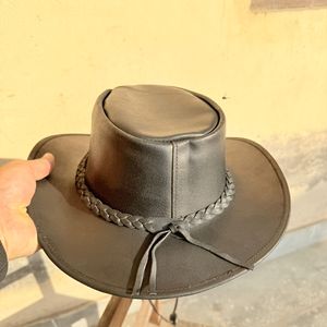 หมวกคาวบอยหนังสีดำสำหรับผู้ชาย ปีกกว้าง สไตล์เอาท์แบ็ค - Product Image 6