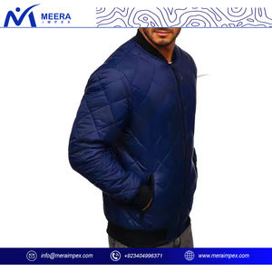 Veste bombardier d'équipe pour hommes avec broderie personnalisée et logo Veste zippée à bordure côtelée pour uniforme de travail et tenue de club - Product Image 3