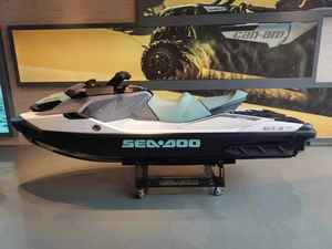 Venta caliente de largo alcance J e t S k i con tanque de combustible de 50L de alta velocidad para adultos entusiastas de los deportes acuáticos - Product Image 2