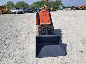 รถตักล้อยางขนาดเล็ก Kubota SK600 ปี 2023 แบบตีนตะขาบ เครื่องยนต์เบนซิน ลูกปืน KYB ประสิทธิภาพสูง - Product Image 5