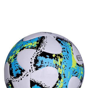 Personnalisé 100% PU Hybrid Soccer Ballons Haute Qualité Collé Thermique Disponible dans Toutes Les Tailles Couleurs Logo Personnalisé Conception Haute Vente - Product Image 6