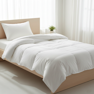 Couette légère en tissu doux au toucher, toute l'année, hypoallergénique, édredons et couettes en duvet avec une chaleur apaisante - Product Image 2