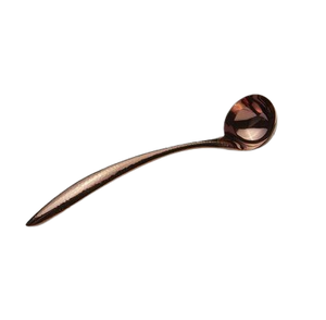 Cucharón de sopa Nuevo diseño Cuchara Utensilios de cocina Nuevo aspecto Cucharón de metal Cuchara Mango largo Artículos de cocina Accesorios para cocinar en casa - Product Image 3