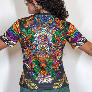 T-shirt à sublimation imprimé sur toute la surface T-shirt à manches courtes de style décontracté pour femmes T-shirt à sublimation conçu sur mesure - Product Image 3