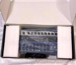 Nouvelle console de mixage numérique Ui24R 24 canaux avec enregistreur USB multipistes et contrôle sans fil - Product Image 1