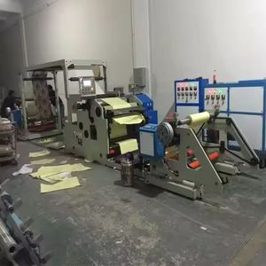 Máquina automática de recubrimiento adhesivo sensible a la presión de fusión en caliente, unidad todo en uno, con función de rebobinado de varias cintas, 2 unidades - Product Image 1