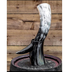 Soporte para Cuerno de Beber de Búfalo de Alta Calidad, Pulido, Tamaño Personalizado, con Taza de Cerámica Ecológica Thor y Correa de Cuero - Product Image 5