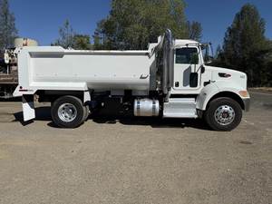 รถบรรทุก Peterbiltts 337 แบบเพลาเดียว ปี 2018-2020 มือสอง - 340 แรงม้า, เกียร์ธรรมดา 10 สปีด, กระบะยกสูง 13.5 ฟุต รถบรรทุกมือสองขายทั่วโลก - Product Image 2