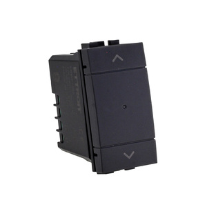 Etroit intelligente WIFI Tuya collegato pulsante modulo avvolgibile per tapparelle compatibile con Bticino Living colore nero- - Product Image 1