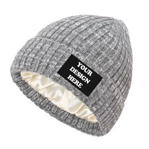 Bonnet d'hiver en tricot côtelé Blank unisexe doublé de satin - Product Image 1