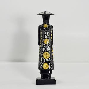 ฟิกเกอร์เคลือบแล็คเกอร์สำหรับตกแต่งพื้นที่รับประทานอาหารห้องนอนบ้าน - Product Image 5