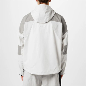 Survêtement de qualité à l'exportation Fournisseur de vêtements de sport en matériaux durables Survêtement au design moderne Tenue de sport élégante pour un usage quotidien - Product Image 4