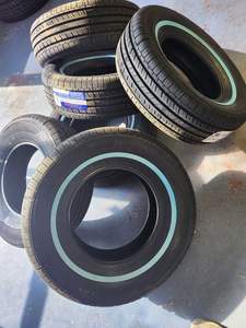 Neumáticos Radiales 235/75R15 con Banda Blanca para Automóviles de Pasajeros, 2 Pulgadas de Banda Blanca Real, en Existencia - Product Image 5