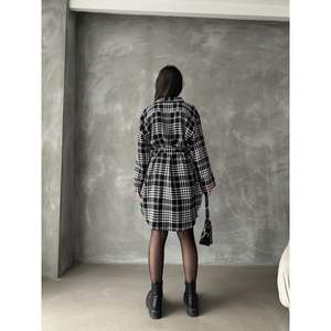 Robe décontractée à carreaux pied-de-poule - Produit en gros - Product Image 1