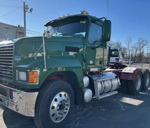 ดีที่สุด!! รถบรรทุกขนส่งสินค้าเกรดฟลีท ผลิตสำหรับการใช้งานบนทางหลวงระยะไกล พร้อมตู้คอนเทนเนอร์ - Product Image 4