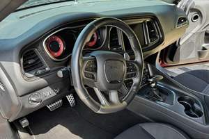 Challenger SRT Super Stock 2021 ~5 700 milles, V8 suralimenté, 759 ch vérifiés par dynamomètre, pneus radiaux de dragster - Product Image 4