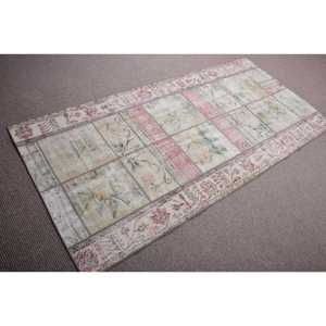 Vintage Turkish Rug 3,3x6,<b>9</b> ft, Red Ikat Wool Rug - Product Image 2