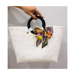 Venta caliente de tamaño personalizado de plástico bolsa de la compra para las mujeres de Vietnam buen precio para la exportación - Product Image 1