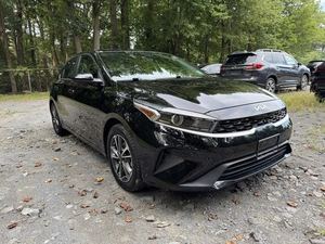 SUPER PROPRE, OCCASION, 2023 FORTE LX SEDAN, TRANSMISSION, 147 CV, 2L, Traction avant, PRÊT POUR L'EXPÉDITION - Product Image 6