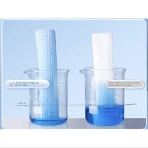 Lingettes nettoyantes pour les <span class=keywords><strong>mains</strong></span> <span class=keywords><strong>et</strong></span> le visage en coton doux biologique Oem 100%/90% Lingettes nettoyantes jetables pour le maquillage <span class=keywords><strong>de</strong></span> salon spa - Product Image 2