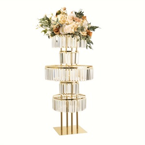 Support de fleurs en cristal de luxe de style européen avec rideau de perles Bougeoir en métal de mariage créatif Pièce maîtresse de mariage - Product Image 2