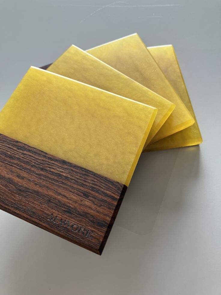 สีไม้ธรรมชาติ