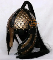 Casque d'armure à l'échelle de guerrier viking avec plume en crin de cheval |   Casque de bataille fantastique en métal artisanal pour cosplay et exposition de collection