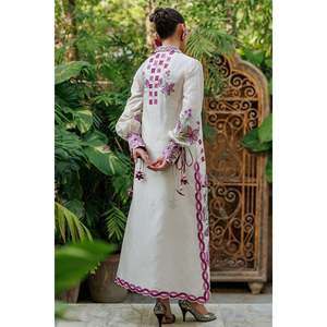 Robe en mousseline de soie bohème pour femmes avec manches longues, tissu respirant pour le printemps/été - Product Image 3