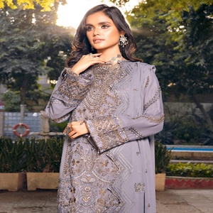 Trajes DE BODA Salwar Kameez de gasa de 3 piezas de diseñadores paquistaníes y ropa de fiesta para mujeres MI Creation Volume Nigar - Product Image 5