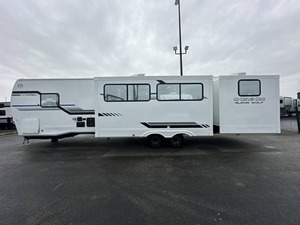 Usado, en Venta: Forest River Alpha Wolf 33BH-L 2026 - Product Image 2