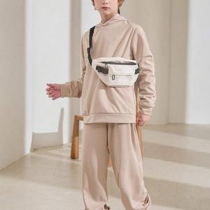 Chándal personalizado para niños, Impresión de bordado personalizada, ajuste elegante, costura duradera, marca de marca privada, pedidos al por mayor - Product Image 3