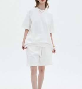 Ensemble t-shirt et short surdimensionnés délavés à l'acide Streetwear d'été vintage Vêtements pour femmes vendus en gros avec logo personnalisé - Product Image 1