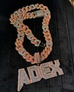 2 Ct corte redondo Real Moissanite personalizar colgante 14K oro rosa plateado plata - Product Image 1