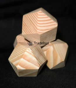 Dés polyédriques en bois naturel de qualité supérieure, écologiques, durables, ensemble de 7 pièces pour les jeux de rôle sur table - Tradebyd - Product Image 5