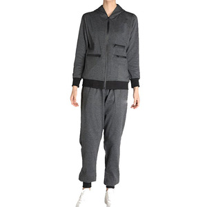 Survêtement personnalisé à fermeture éclair Survêtement pour femmes de qualité supérieure Survêtement léger et respirant pour femmes Survêtement de jogging pour femmes - Product Image 1