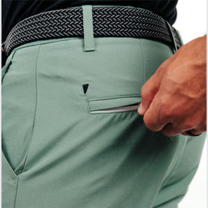 Shorts de golf de haute qualité pour hommes Shorts tricotés de couleur unie à évacuation de l'humidité à séchage rapide pour hommes avec logo personnalisé - Product Image 6