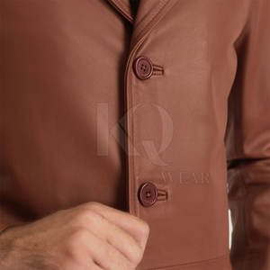 Gabardina Clásica de Cuero para Hombre, Estilo Largo y Elegante, Material Cómodo y Duradero, Ideal para Atuendos de Invierno y Vestimenta Formal - Product Image 6