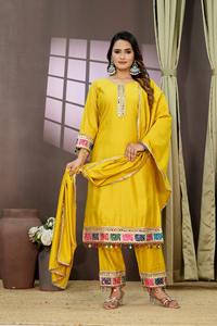 Camca, Fabricante Mayorista Indio, Traje Salwar Kameez Listo para Usar, Top de Seda Amarillo, Pantalón y Dupatta, para Fiestas, Estilo Indio Pakistaní, Neeta - Product Image 5