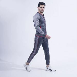 Venta al por mayor de chándal de entrenamiento de gimnasio de secado rápido para hombres Tech Fleece 100% poliéster personalizado impreso hombres invierno chándales Conjunto 2 - Product Image 3