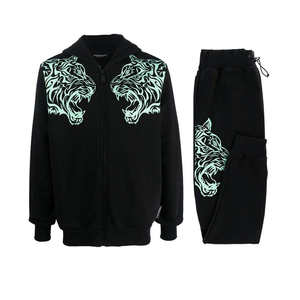 Conjunto Deportivo de Invierno para Hombre Ronpex International de Alta Calidad, 100% Algodón, Personalizado, con Sudadera con Capucha y Pantalones Joggers para Entrenamiento y Running - Product Image 1