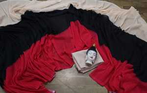 Vente chaude Designer Plissée Georgette Saree pour les Femmes Tendance Fancy Party Wear pour les Mariages En Ligne En Gros Shopping - Product Image 3