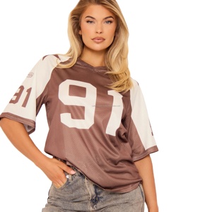 Maillot américain personnalisé de sport pour femmes T-shirt de football Boxy en maille à rayures surdimensionnées respirant haut tendance de rue à manches courtes - Product Image 3