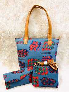 Floral Summer <b>Tote</b> Beach <b>Bag</b> Set Lady's Fashion Canvas PU Handle Long Durable Polyester Lining Spacious Main Zip <b>Vintage</b> Style - Product Image 3