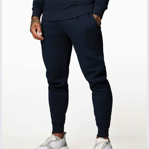 Ensemble de survêtement jogging 2 pièces pour homme, coupe classique, en tissu épais uni, avec logo personnalisé, pour l'automne et l'hiver - Product Image 2