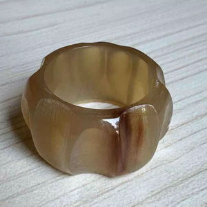 Anillo de Cuerno de Búfalo Pulido, Joyería para Fiestas, Bodas y Aniversarios, Color Natural, Gran Venta - Product Image 1